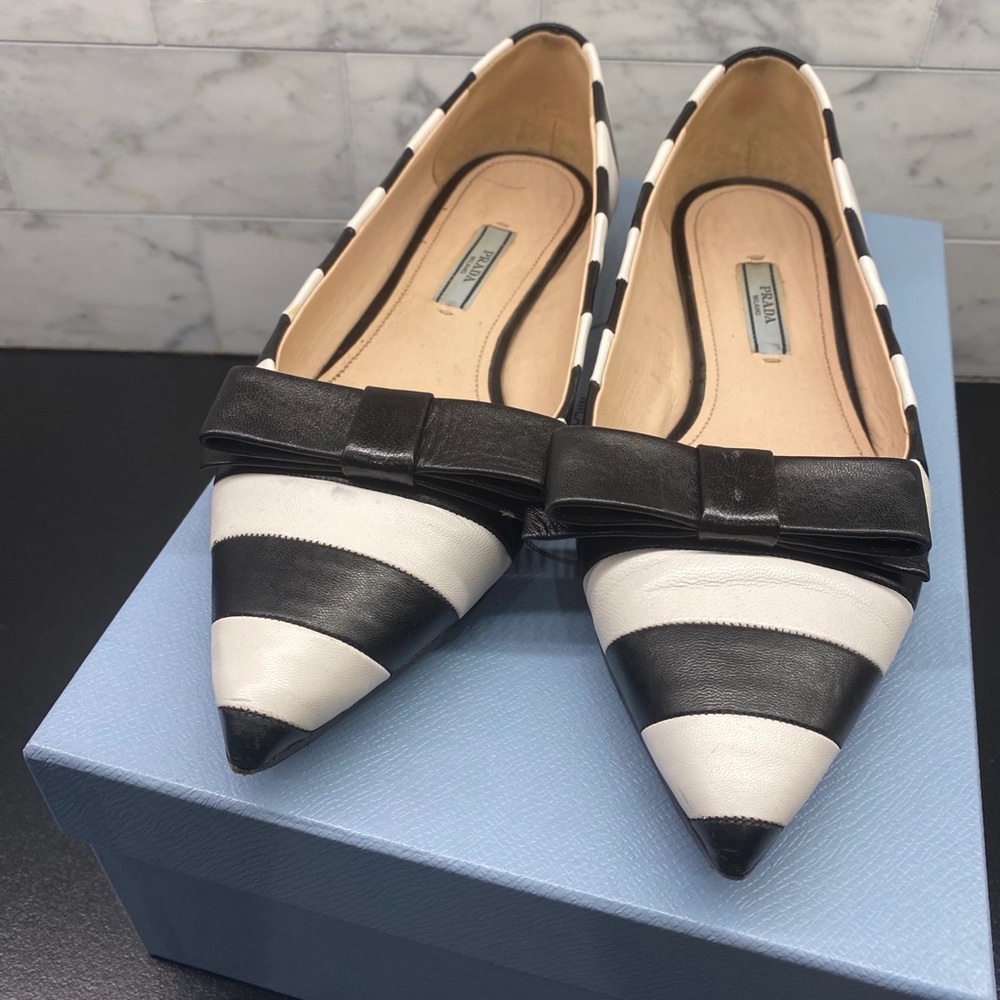 Authentic!!! Prada leather flats